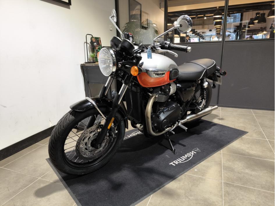 TRIUMPH BONNEVILLE T100 A2 (DEBRIDAGE POSSIBLE)
