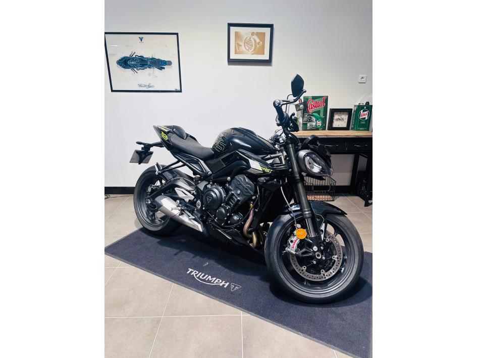 TRIUMPH STREET TRIPLE 765 RS