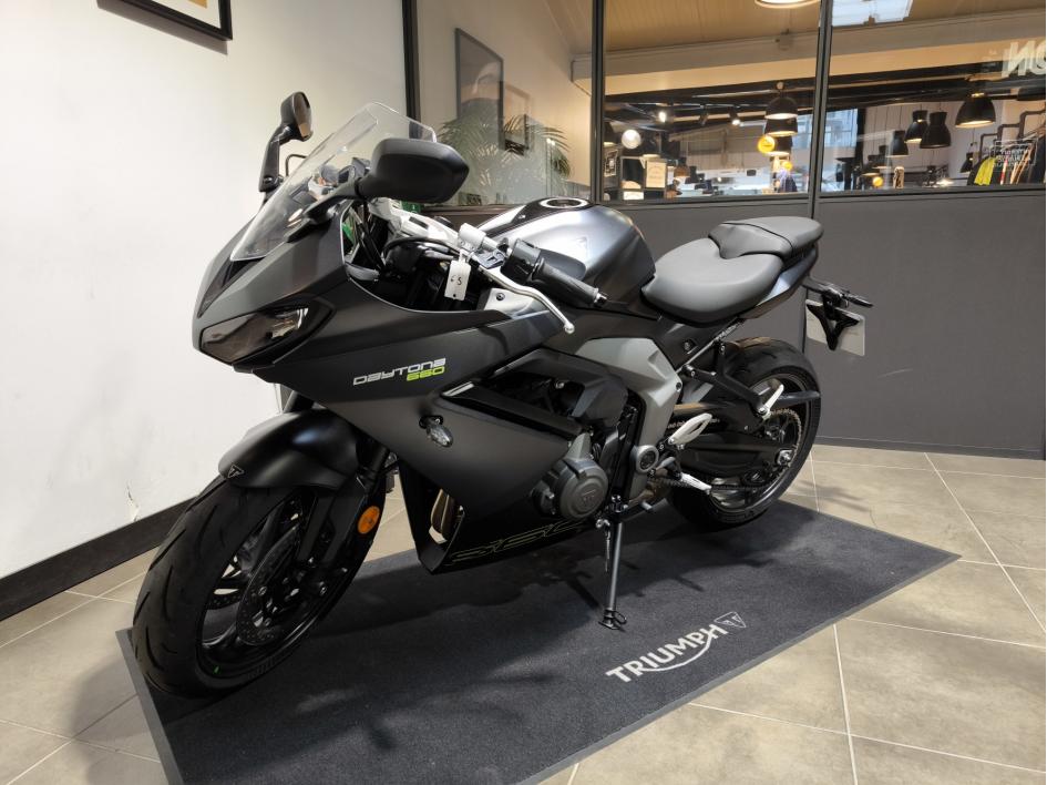 TRIUMPH DAYTONA 660 A2 (DEBRIDAGE POSSIBLE)