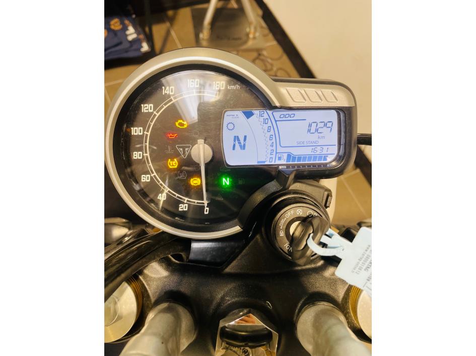 TRIUMPH Scrambler 400 X