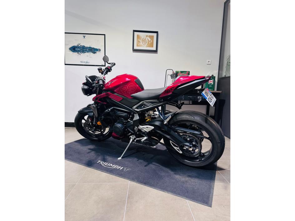 TRIUMPH STREET TRIPLE 765 RS
