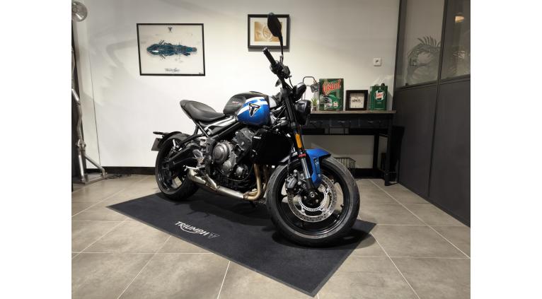TRIUMPH TRIDENT 660
