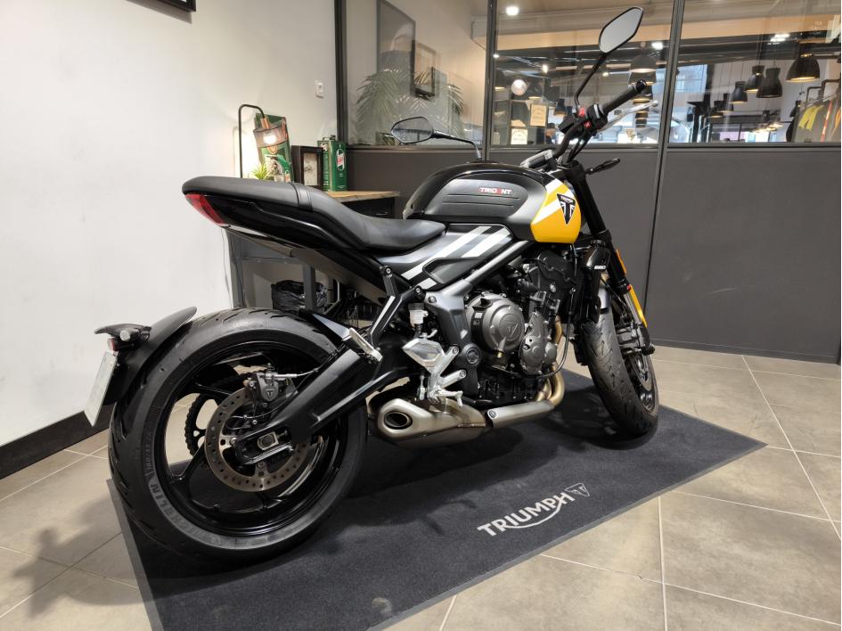 TRIUMPH TRIDENT 660 2025 (COMPATIBLE A2)