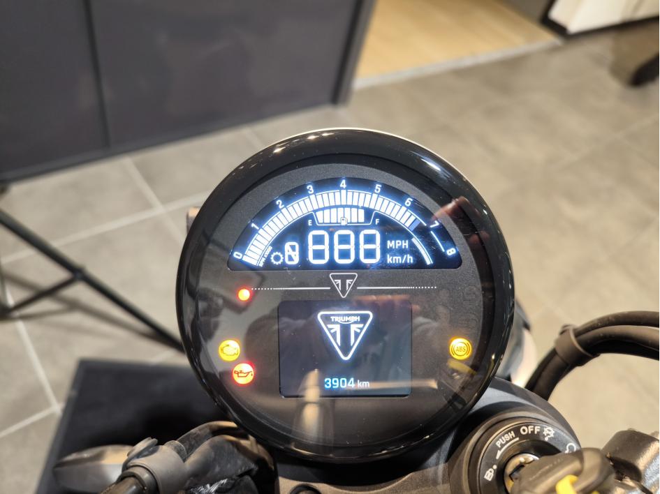 TRIUMPH SPEED TWIN 900 A2 (DEBRIDAGE POSSIBLE)