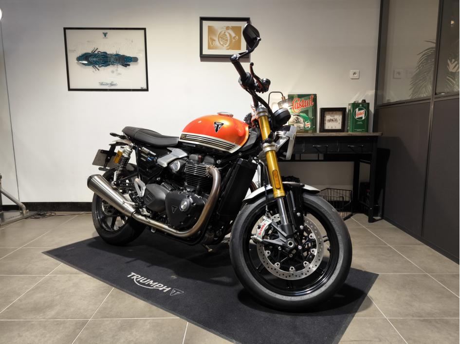 TRIUMPH SPEED TWIN 1200 RS