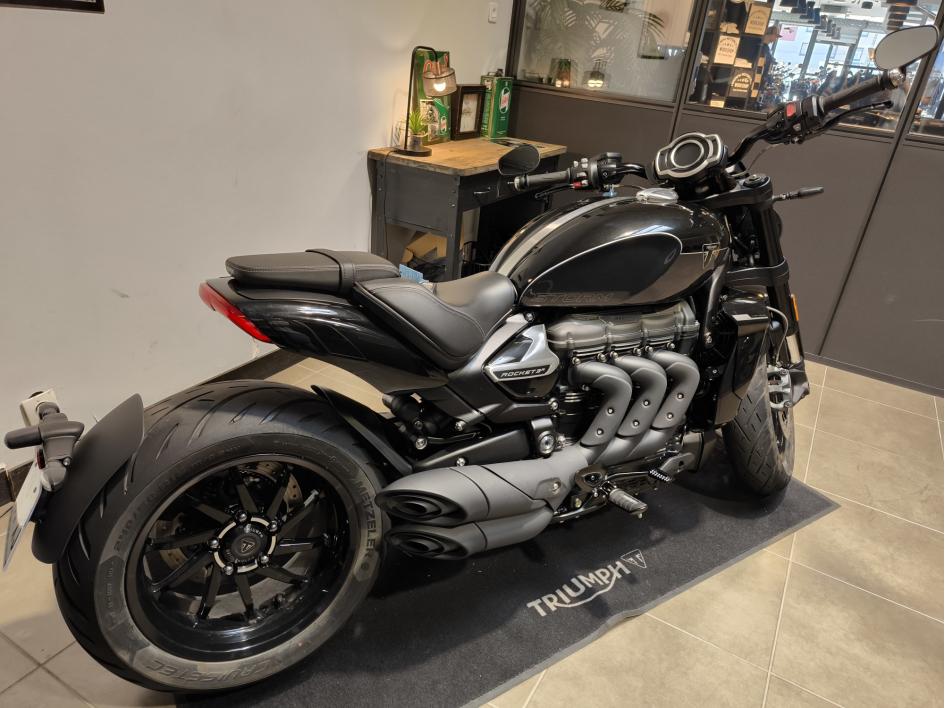 TRIUMPH ROCKET 3 R STORM