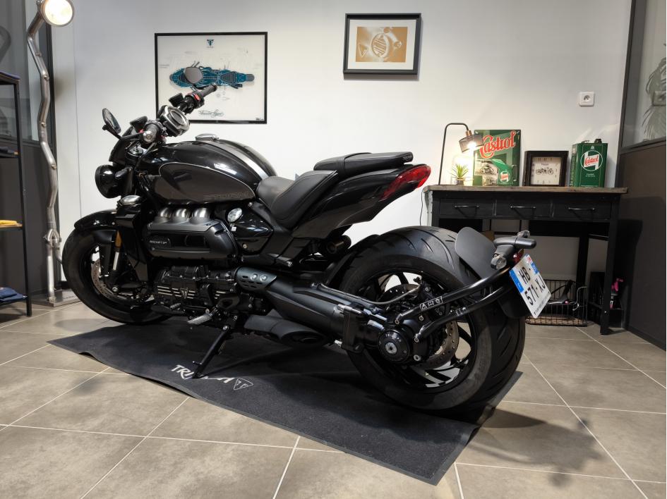 TRIUMPH ROCKET 3 R STORM