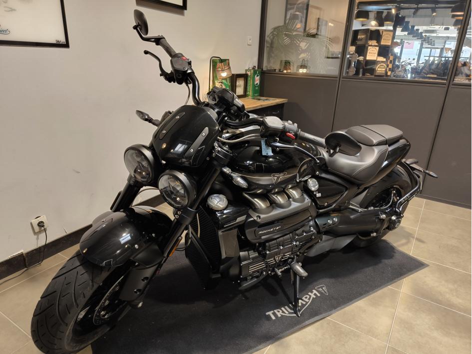 TRIUMPH ROCKET 3 R STORM